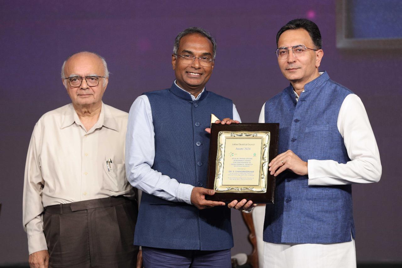 Dr. Srivari Chandrasekhar honored with the ICC D.M. Trivedi Lifetime Achievement Award (Education & Research)